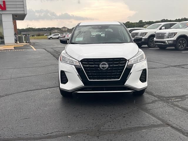 2024 Nissan Kicks S