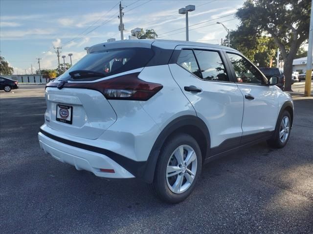 2024 Nissan Kicks S