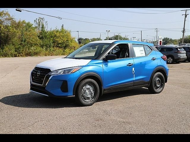 2024 Nissan Kicks S