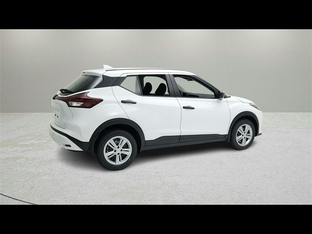 2024 Nissan Kicks S