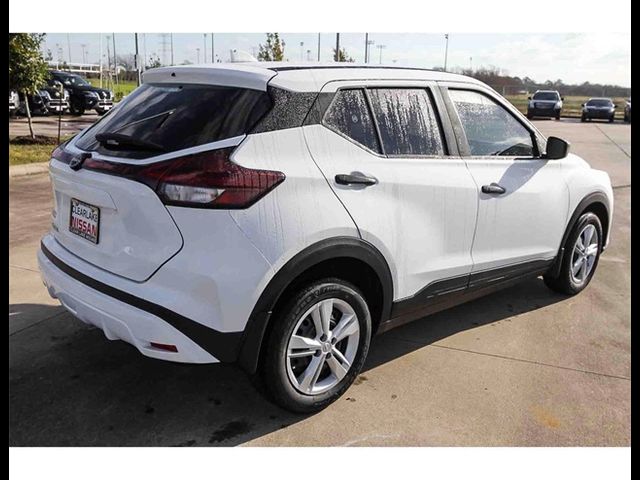 2024 Nissan Kicks S