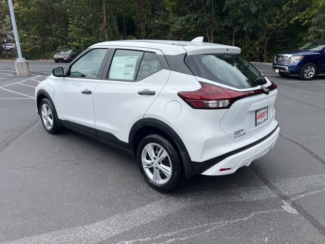 2024 Nissan Kicks S