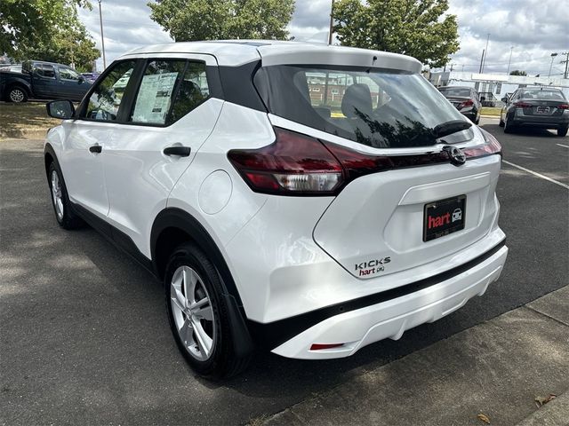 2024 Nissan Kicks S