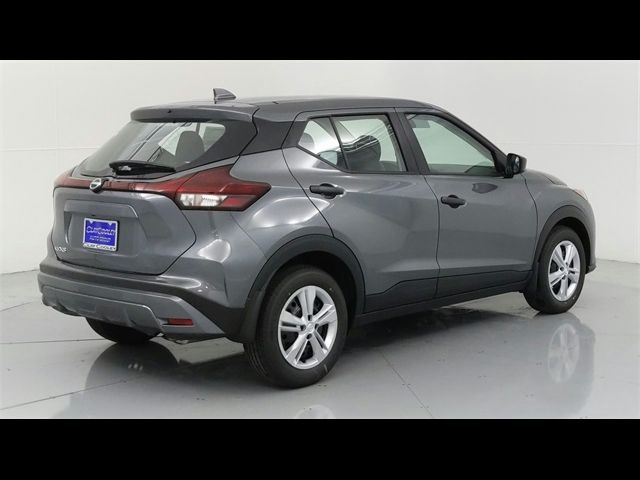 2024 Nissan Kicks S