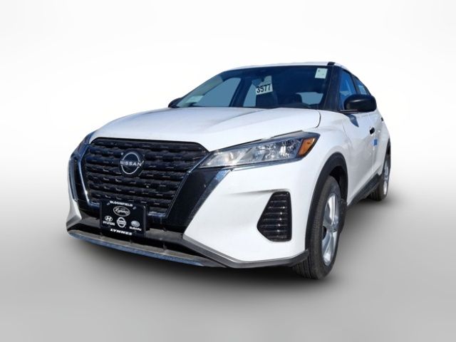 2024 Nissan Kicks S