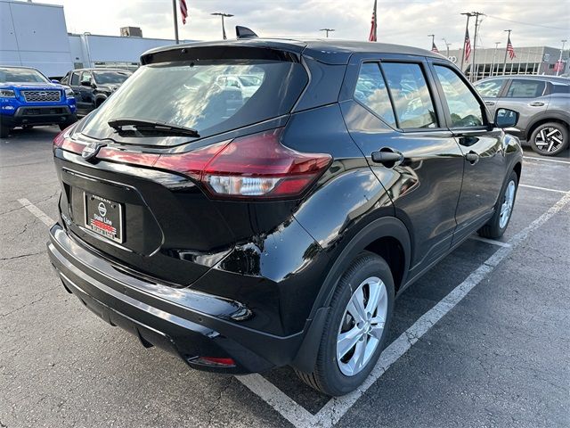 2024 Nissan Kicks S