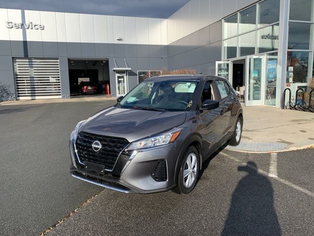 2024 Nissan Kicks S