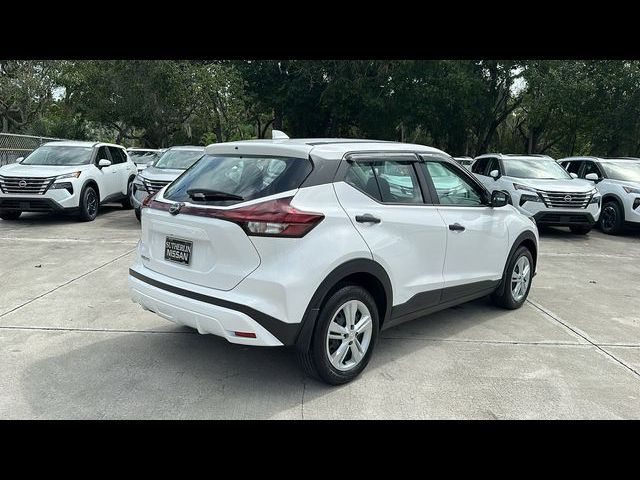 2024 Nissan Kicks S