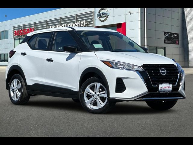 2024 Nissan Kicks S