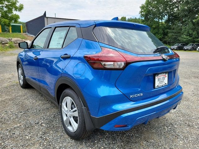 2024 Nissan Kicks S