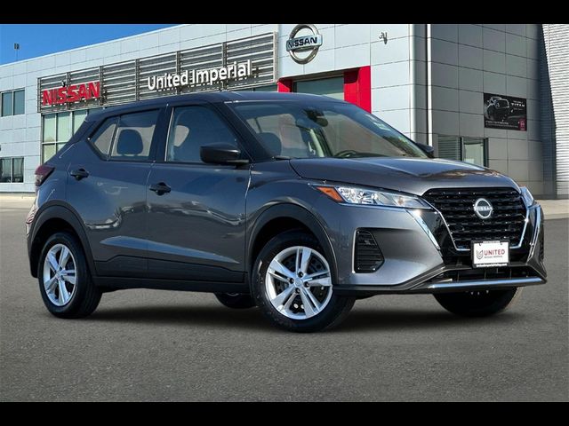 2024 Nissan Kicks S