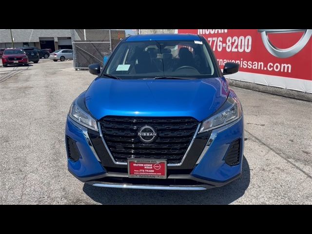 2024 Nissan Kicks S