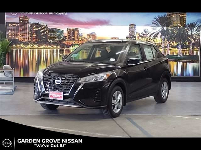 2024 Nissan Kicks S