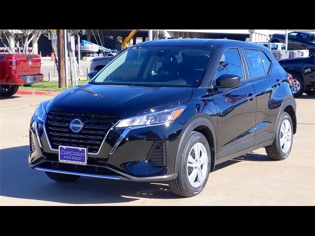 2024 Nissan Kicks S