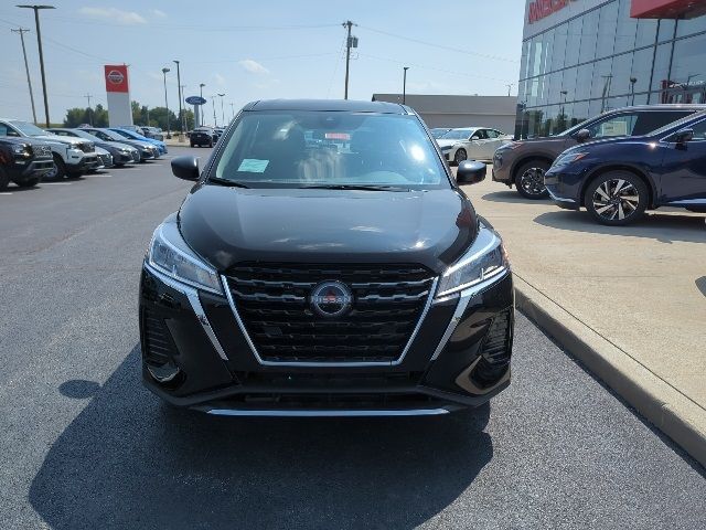 2024 Nissan Kicks S