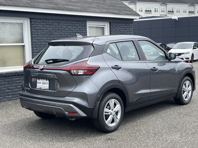 2024 Nissan Kicks S