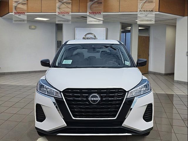 2024 Nissan Kicks S