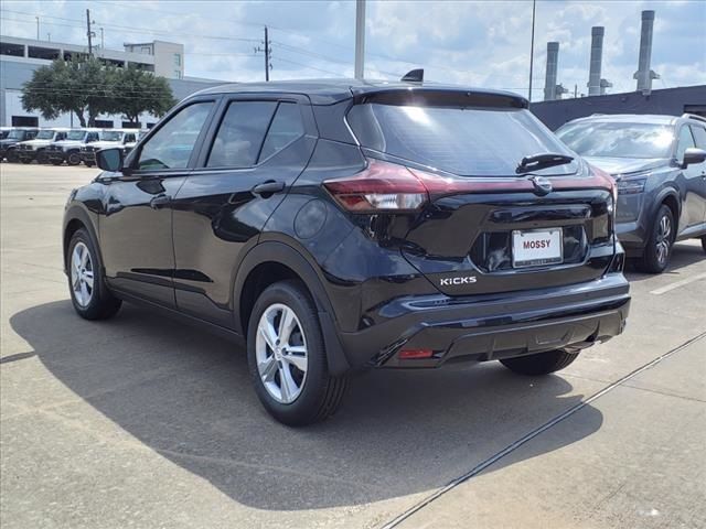 2024 Nissan Kicks S