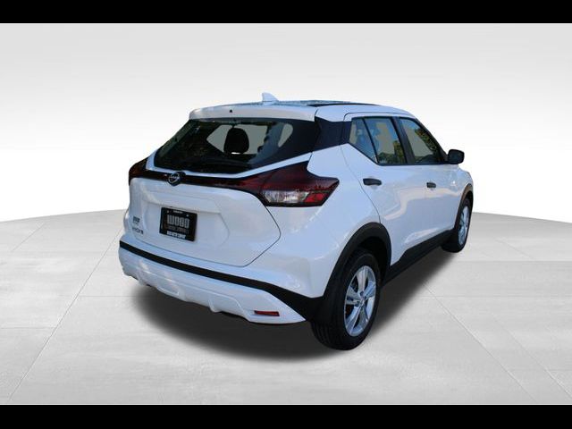 2024 Nissan Kicks S