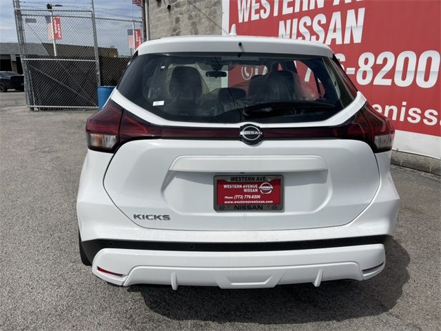 2024 Nissan Kicks S