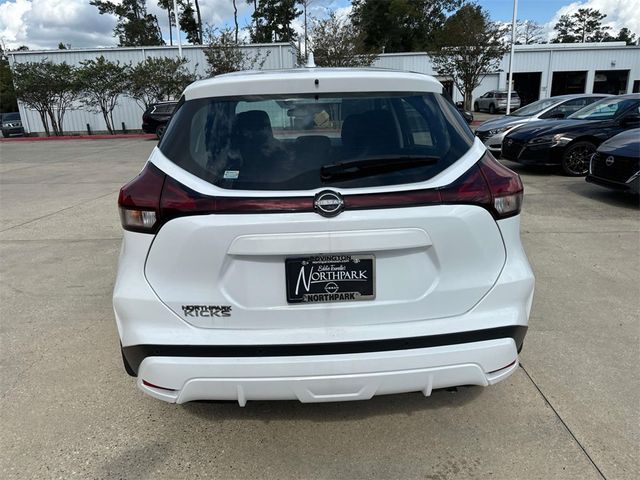 2024 Nissan Kicks S