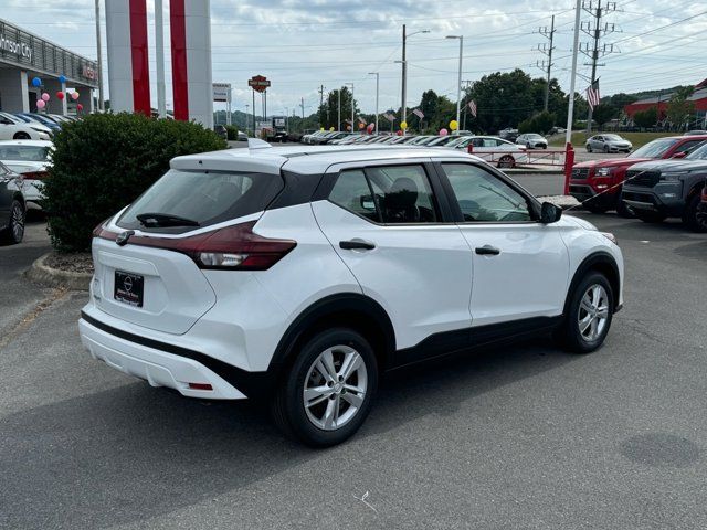 2024 Nissan Kicks S