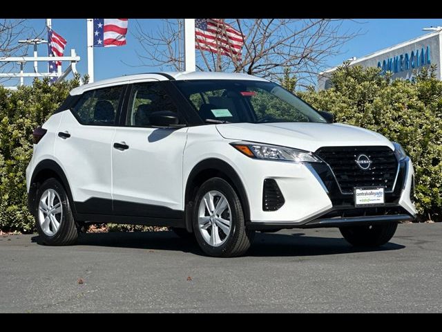 2024 Nissan Kicks S