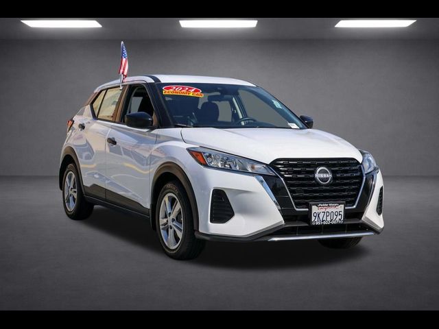 2024 Nissan Kicks S
