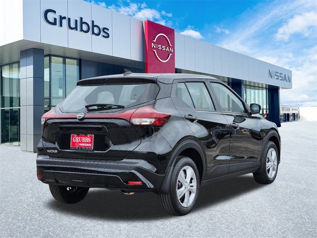 2024 Nissan Kicks S