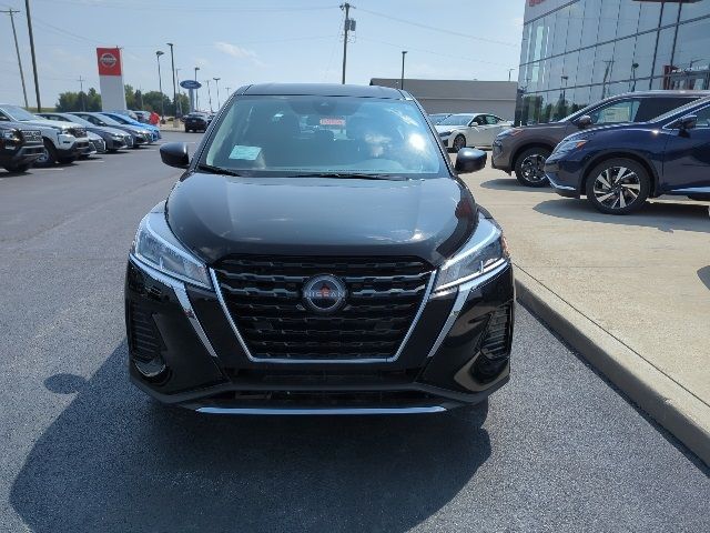 2024 Nissan Kicks S