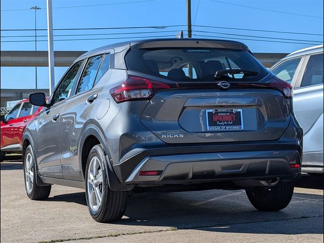 2024 Nissan Kicks S