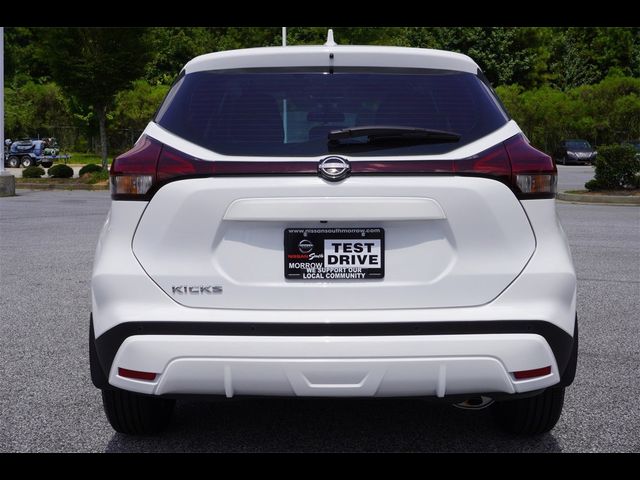 2024 Nissan Kicks S