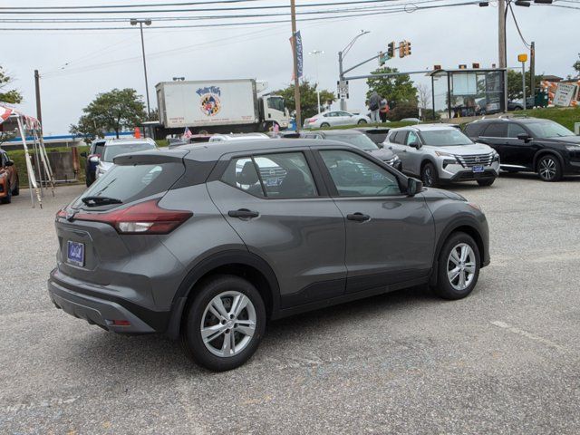 2024 Nissan Kicks S