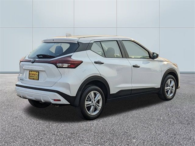 2024 Nissan Kicks S