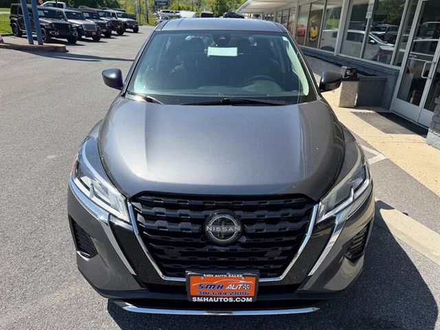2024 Nissan Kicks S