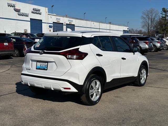 2024 Nissan Kicks S