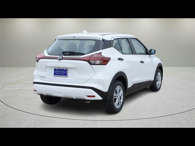 2024 Nissan Kicks S