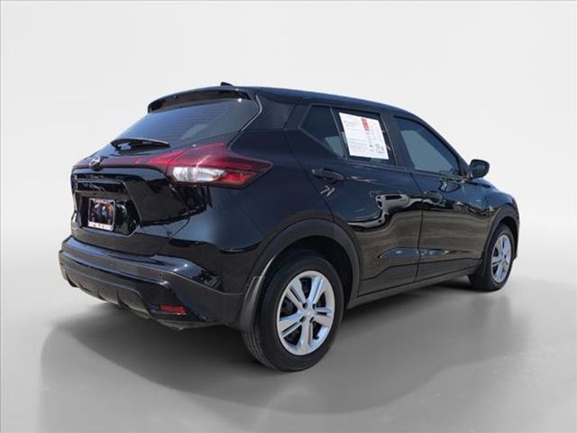 2024 Nissan Kicks S