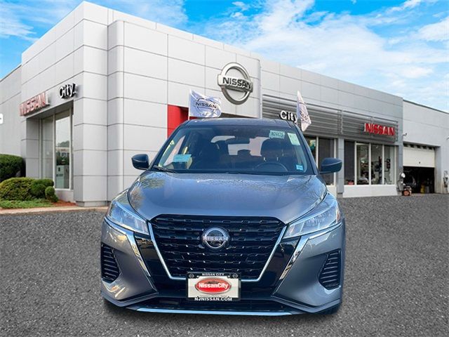 2024 Nissan Kicks S