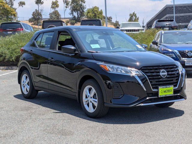 2024 Nissan Kicks S