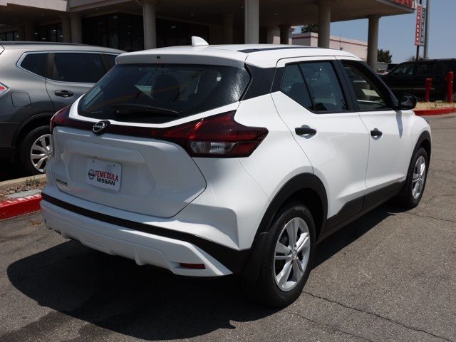 2024 Nissan Kicks S