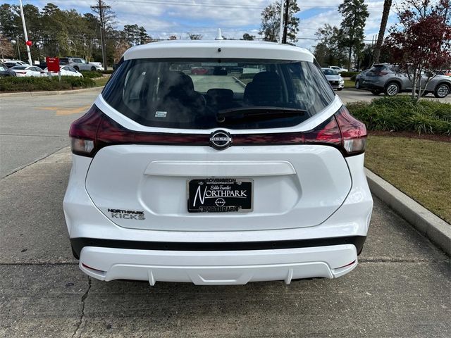 2024 Nissan Kicks S