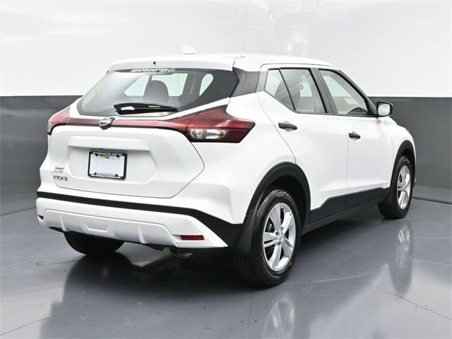 2024 Nissan Kicks S