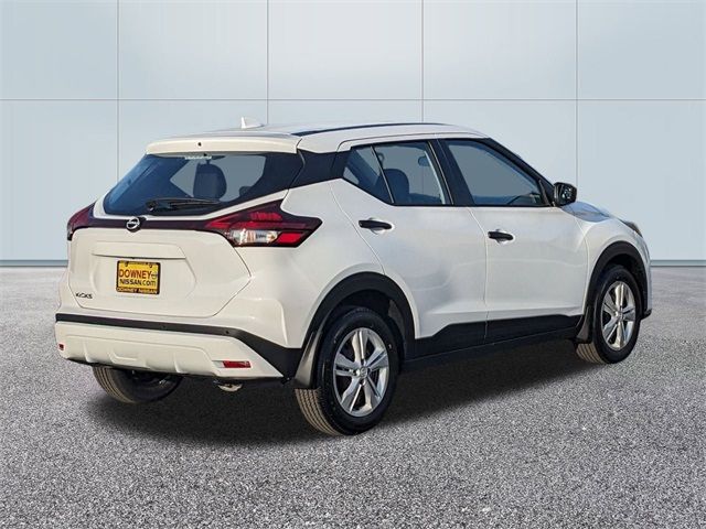 2024 Nissan Kicks S