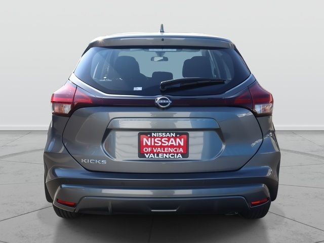 2024 Nissan Kicks S