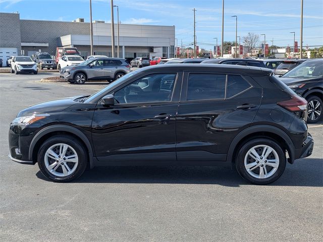 2024 Nissan Kicks S