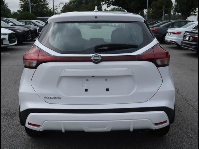 2024 Nissan Kicks S