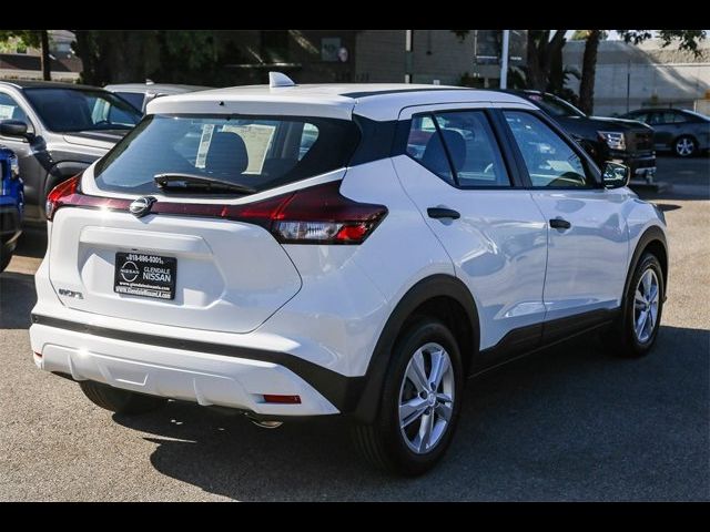 2024 Nissan Kicks S