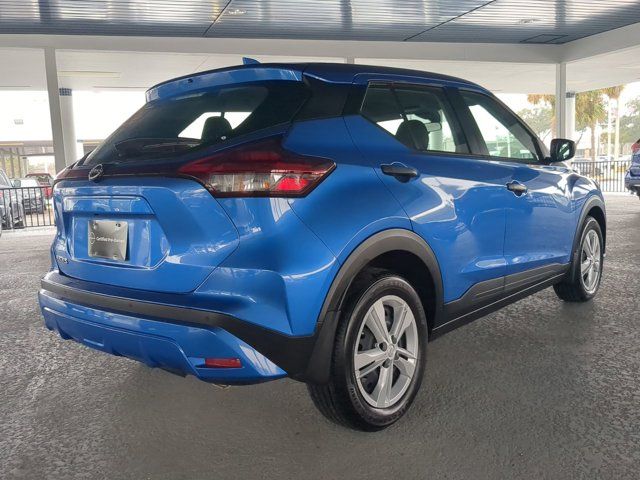 2024 Nissan Kicks S