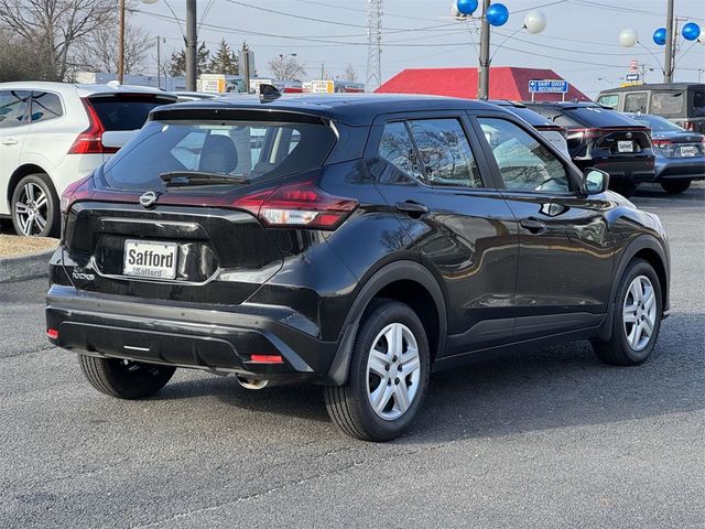 2024 Nissan Kicks S